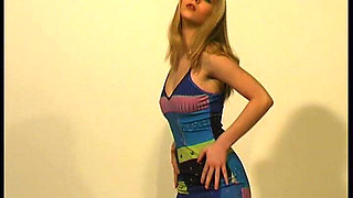 Hot Skinny 20 Yo Naked Dance Tease on Cam - Perky Tits Twerk