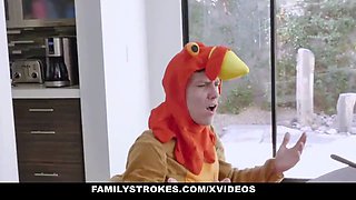 Familystrokes - stepdaddy gets fellatio on thanksgiving (Brooklyn Chase) (Rosalyn Sphinx)