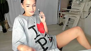 Tattoed Amateur Webcam Girl Hot Dildo Action Masturbation