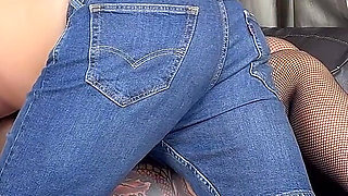 Laced Bunny Gets Pussy and Ass Worship