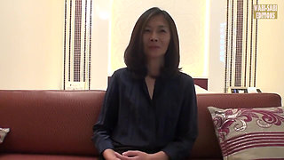 Mature Amateur Beauties Enjoy Deep Creampie Passion in Intimate Romantic Encounters -part.4