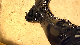 Tell Mistress Jessica how much of a boot slut you are