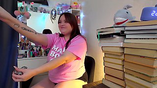 Russian actress Polly Sweet films solo backstage clip