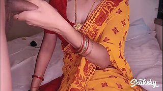 Indian Wife Cheats On Husband With Ex Boyfriend - Homemade Blowjob & Doggy Style