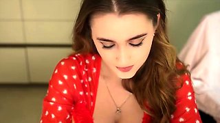 Brunette Solo Webcam Masturbation