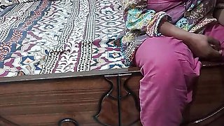 Horny pathan girl with big ass.pushing a cucumber inside her ass and pussy