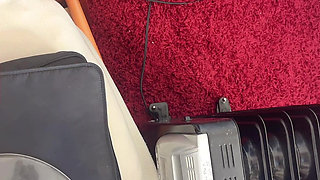 Pissing Pussy by College Girl Hana Chan She Doing House Work Then Go to Piss