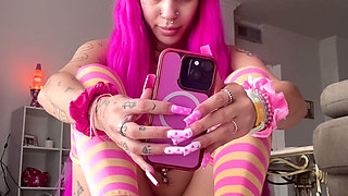 Ignore Fetish Foot Girl Close-up Loser Finger Hand Movements Long Acrylic Finger Nails Long Knee-high Socks Lingerie Texting Ign