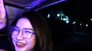 Big tits Thai MILF picked up in a TukTuk