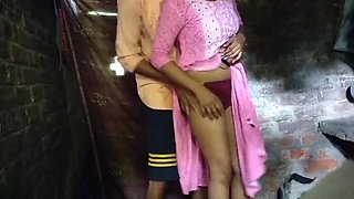 Desi Village Teacher Fucks Student Doggy Style - Viral Indian Sex Video