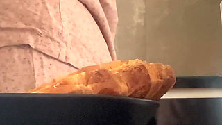 Eating Her Pussy for Breakfast, Yum!