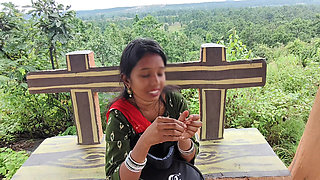 College girl & Unknown Boy fast time frendship - Tourist places par, tourist bhabhi mili - hot bhabhi video outdoor forest.