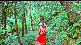 Indian Beautiful Girl with Bog Boobs Couples Hardcore Sex Fuck Pussy Licking Kissing Video