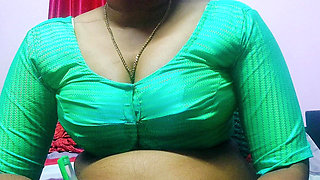 Desi Mohini Aunty Hot Sex with Plumber