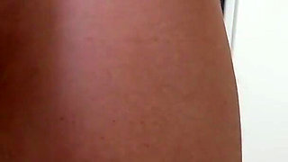 Asian Wife Begging for a Deep Penetration and Fast Morning Load