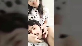 Dost ki Behan ko kiss kiya for more video join our telegram channel @rehana980