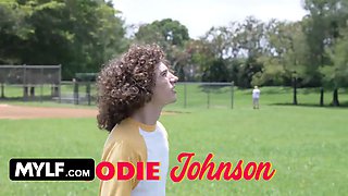 Callie is a fearsome baseball coach but she takes on an suggest to coach a less-than-desirable team