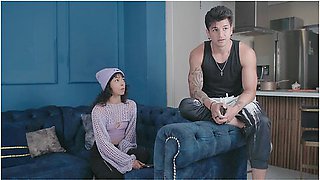 Stepsister Came To Visit And Was Fucked In Her Pussy