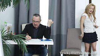 Sonia Sweet gets some after college attention by her dirty aged educator