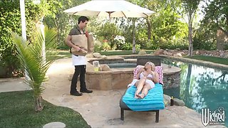 Sexy bikini clad MILF rides her delivery boy's cock by the pool