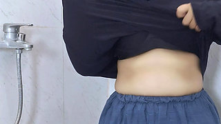 Horny Hijab Village Sister-in-law Expose Her Sexy Naked Body While Shaving Her Tight Virgin Pussy - Minokiiko