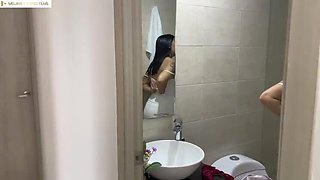 Fucking my best friend's stepmother: Amateur Latina with a huge ass