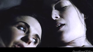 Arabelle Raphael & Sovereign Syre celebrate by tribbing in steamy reality scene 3