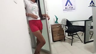 POV Fucking with My Stepsister in Our Parents' Room, I End up Cumming in Her Ass