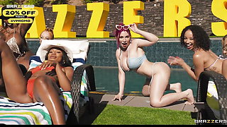 Brazzers House 4: Episode 2.Phoenix Marie, Jenna Foxx, Alexis Tae, Victoria Cakes, Kylie Rocket