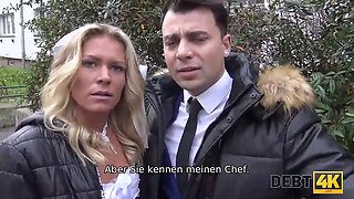 Debt4k. der bräutigam beobachtet, wie seine braut xxx mit einem anderen mann hat
