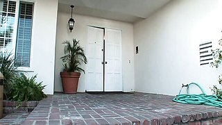 Magnetic Darryl Hanah and Jaelyn Fox at babe trailer