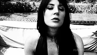 Sugar Baby Invites A Stud Over While Her Daddy Is Away