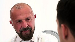 DILF bounds twink while penetrating him