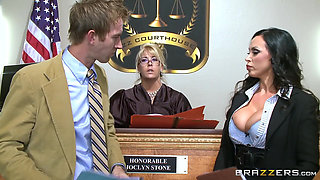 Brazzers - Blonde Slim Nikki Benz & Danny Give in to Deep Throat Pleasures During a Heated Briefing Session