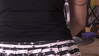 Upskrt Ass Peek of Cooking Wife