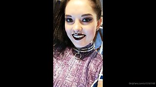 Lovely Amateur teen brunette masturbating outdoor