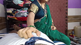 Desi Village Bhabhi Invite His Husband Boss and Fuck His Pussy