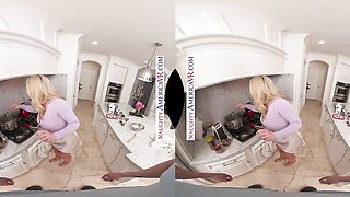 Sadie Summers's caucasian porn by My Friend's Hot Mom