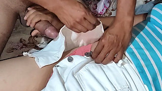 I am a virgin! Do we make love in my bed? X video Tamil Indian stepsister.