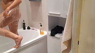 Looking for My Teen Step Sister and Jacking Off