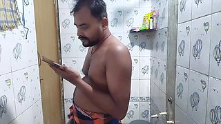 Odia Sona Bhabhi Hardcore Sex in Birthroom - Desi Aunty Big Ass and Natural Tits Fucking