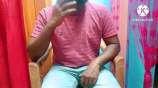 Lady doctor giving treatment for a impotent guy in her style and gave a nice handjob with oil massage with full tamil audio
