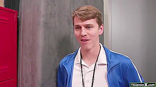 Guy Walks In On Cheerleader Sucking A