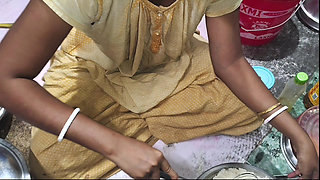 Indian Desi Girl Fucking with tight Pussy When She was Cooking Homemade sex Video