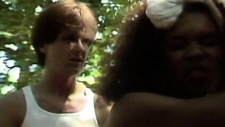 Amateur Threesome Hottie Brunette Blowjob