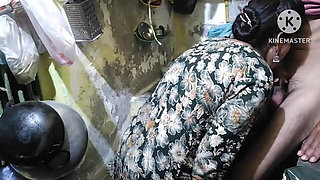 Sexy Smart Housewife and Kitchen Cooking Very Sexy Gand Chudai