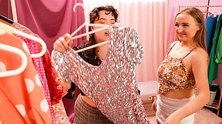 GirlsOutWest-So Glad We Could Catch Up