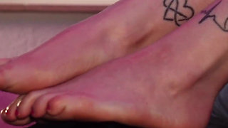 Awakening in Dominance - My Throne Awaits Me