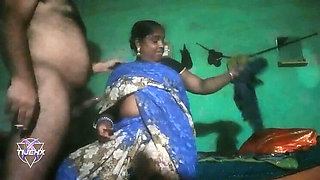 Desi Aunty Big Ass Fucked and Pussy Licked in Homemade Village Video