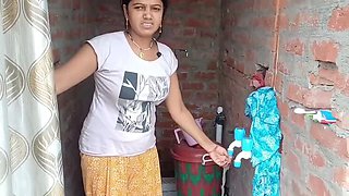 Indian MILF PoojaSex Fucks Airbnb Host First Time Anal Homemade HD